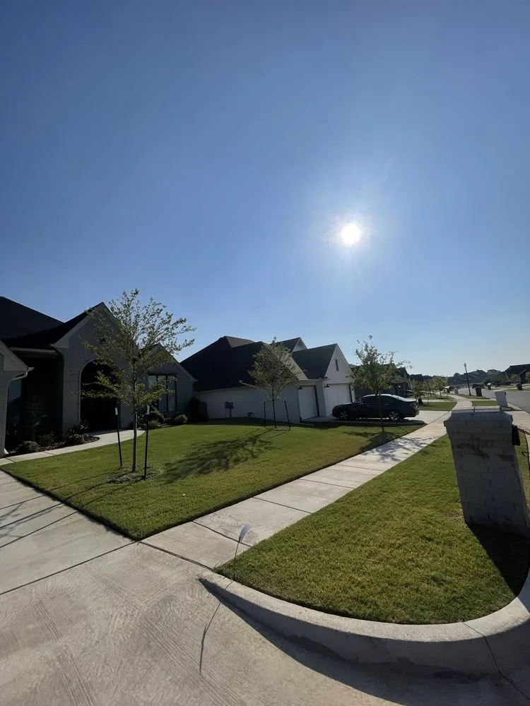 Custom garden landscaping in Norman, OK - MAV Landscape