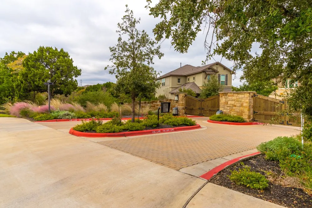Professional garden landscaping in Bellville, TX by Maven Landscapes