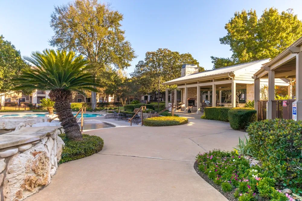 Reliable yard cleanup service near you in Bellville, TX by Maven Landscapes