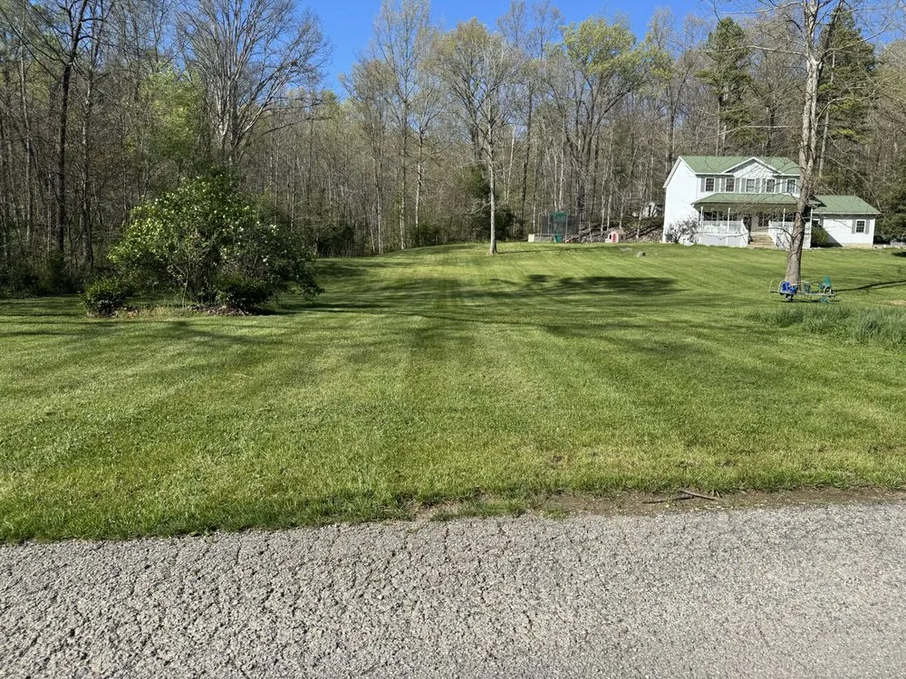 Top-rated lawn care service in West Baden Springs, IN by Mavs Mowing