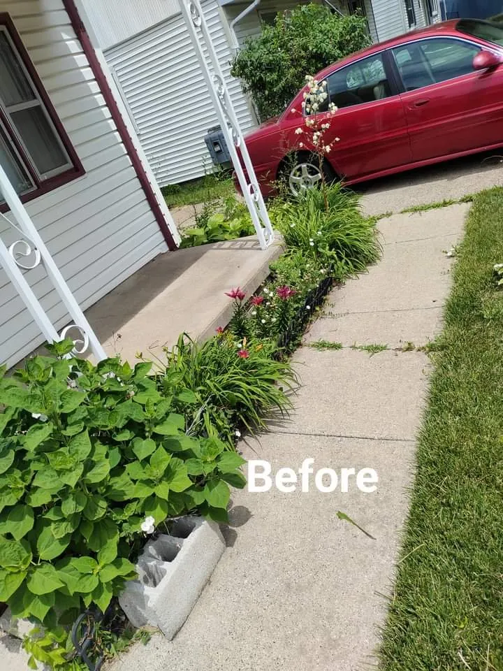 Professional lawn mowing service in Saginaw, MI by Mawby Scapes