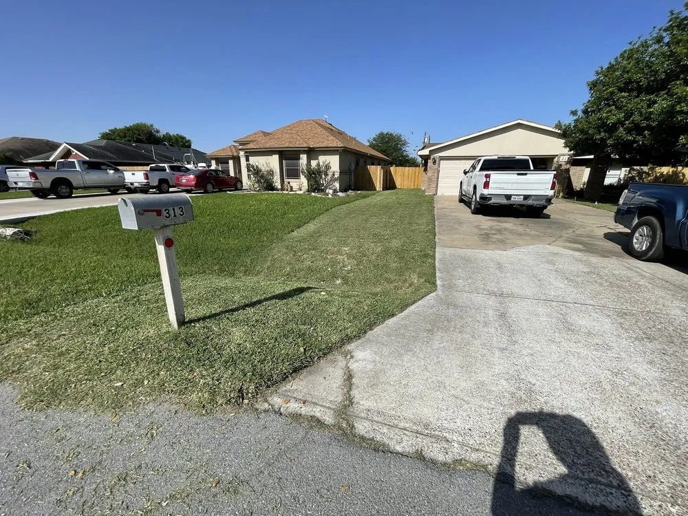 Local garden landscaping in Port Isabel, TX by Max Cantu’s Green And Clean Lawn Services