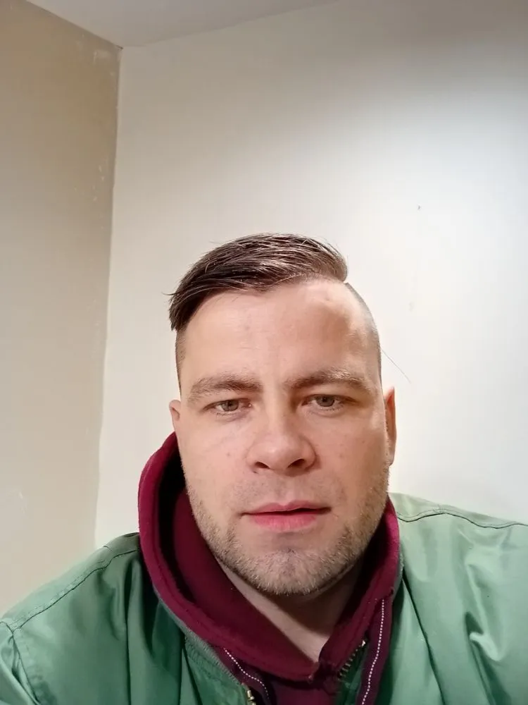 Trusted yard maintenance for year-round maintenance in Tacoma, WA by Max Handyman