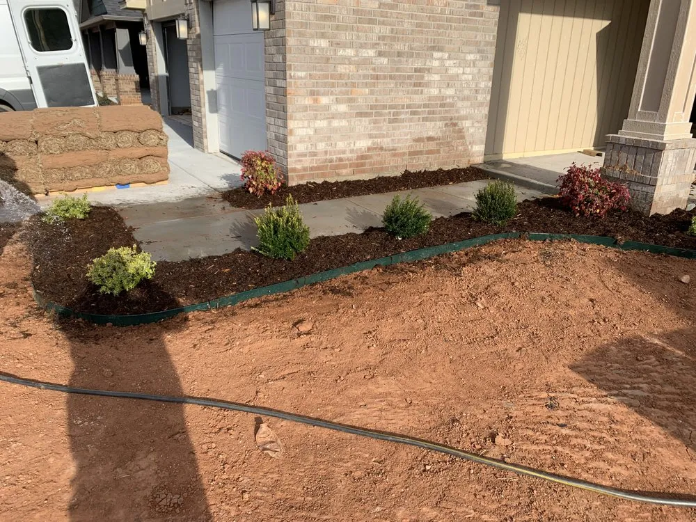 Custom yard maintenance near you in Oklahoma City, OK by MAX$ landscaping