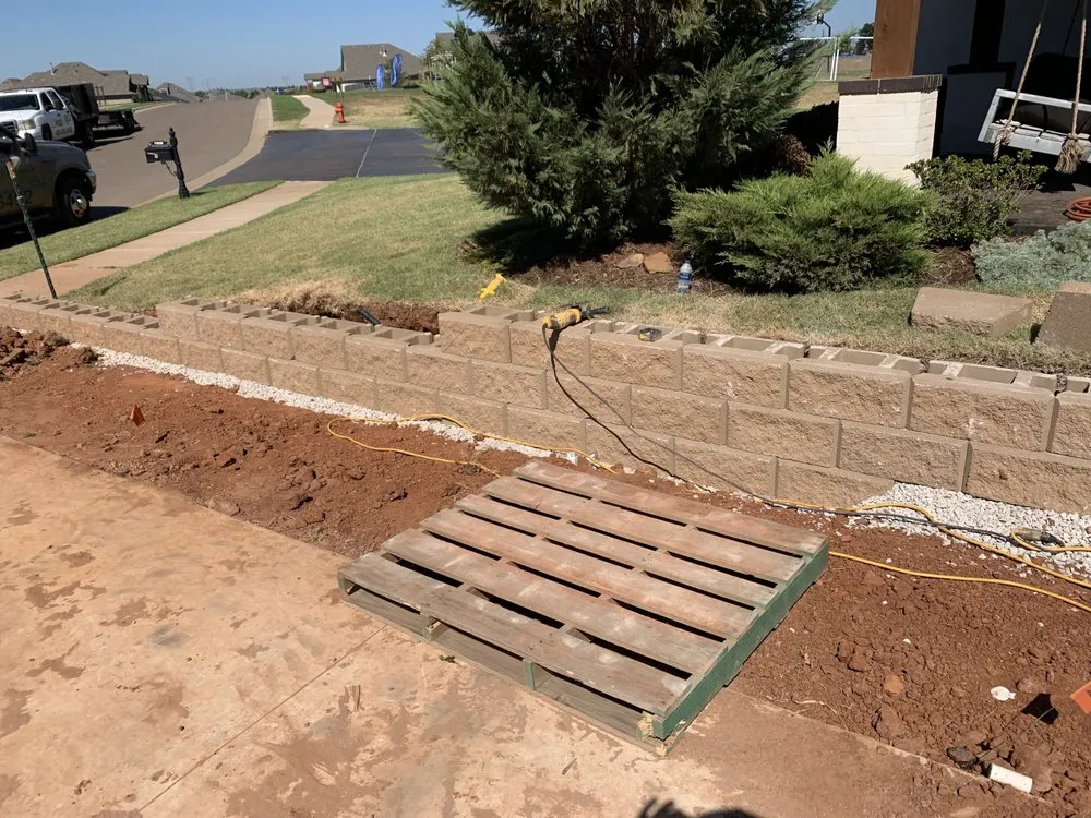 Custom lawn care service near you in Oklahoma City, OK by MAX$ landscaping