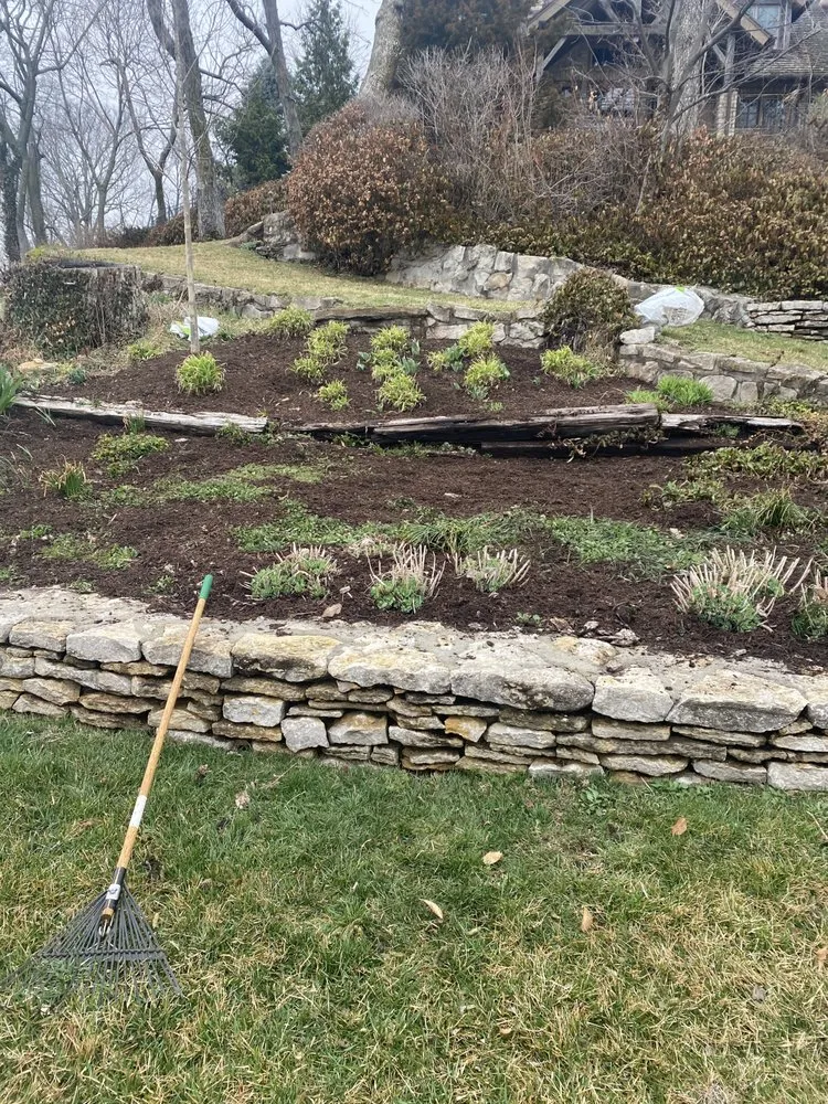 Top-rated yard cleanup service near you in Independence, MO by Max Lawn and Landscape