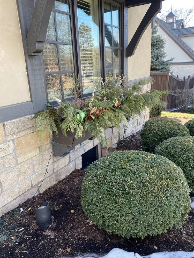 Trusted garden landscaping experts serving Independence, MO - Max Lawn and Landscape