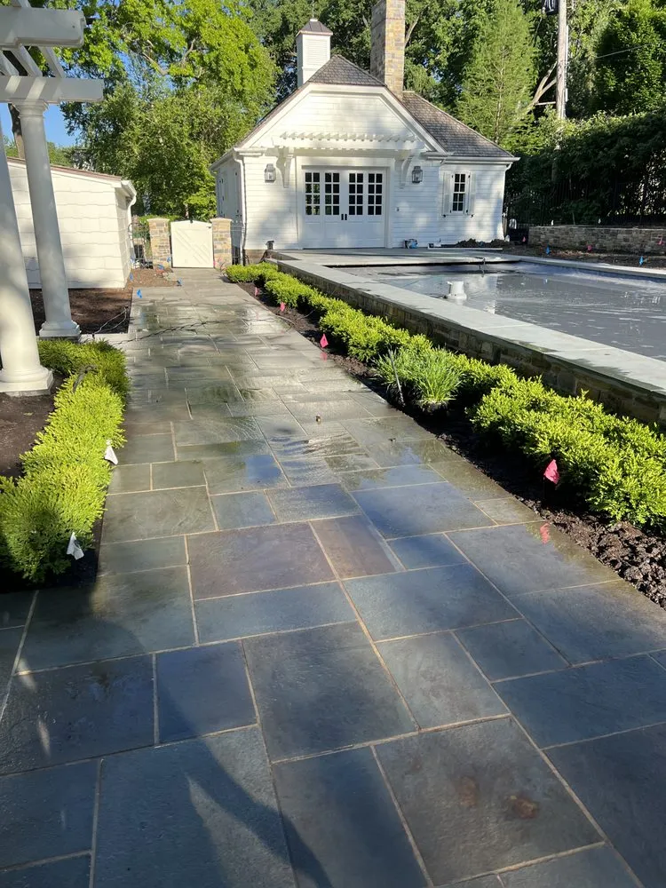 Reliable landscaping services in Independence, MO by Max Lawn and Landscape