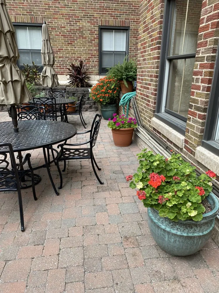 Trusted landscape installation experts serving Independence, MO - Max Lawn and Landscape