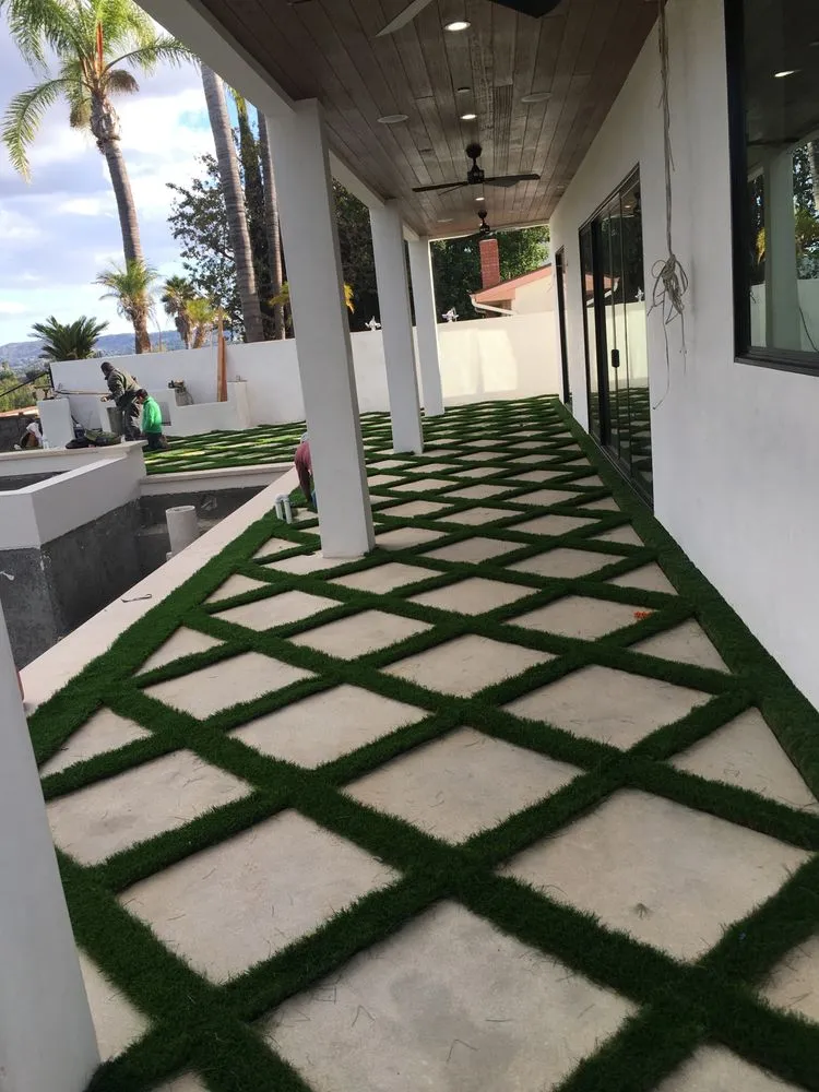 Local landscaping services experts serving Canoga Park, CA - Max Lopes Landscaping