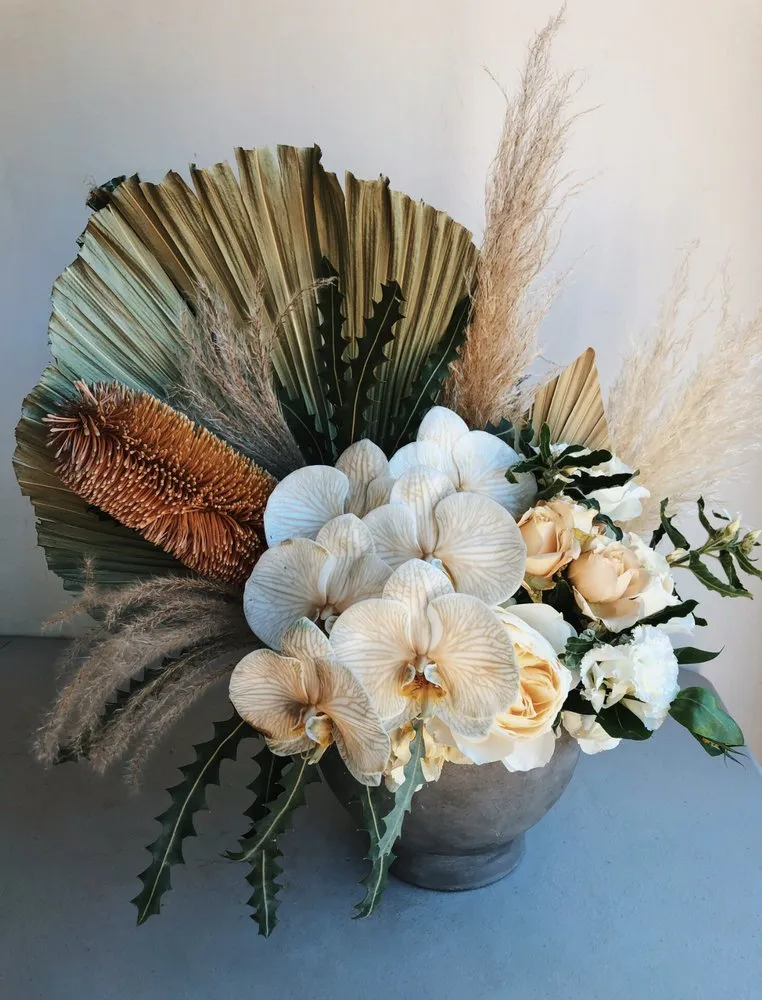 Top-rated landscape design for year-round maintenance across Los Angeles, CA - Maximum Bloomage