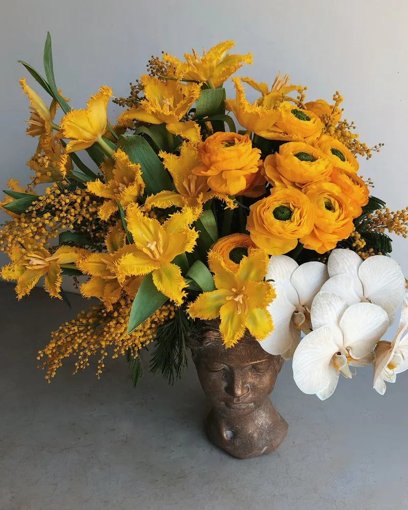 Custom outdoor landscaping in Los Angeles, CA by Maximum Bloomage