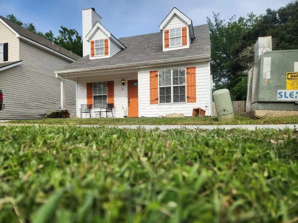 Trusted outdoor landscaping in Lafayette, LA by Maximum Level Lawn Care