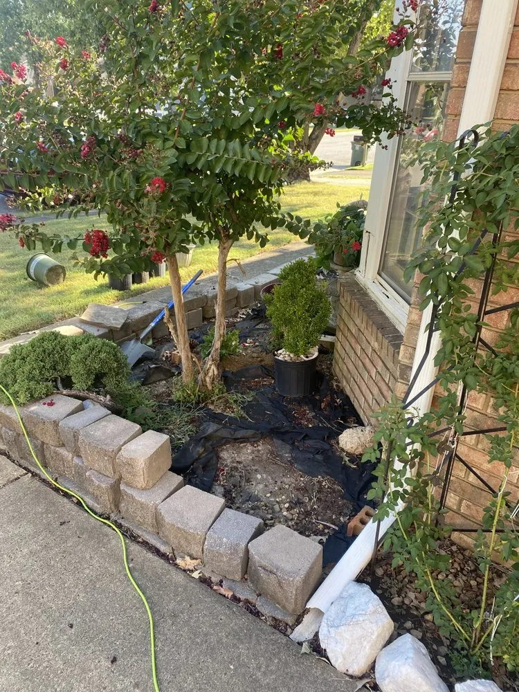 Trusted outdoor landscaping for beautiful yards in Horn Lake, MS by Maximum services