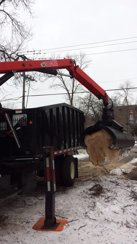 Custom lawn care service experts serving Plymouth mn, MN - Maximum Tree Service & Landscaping