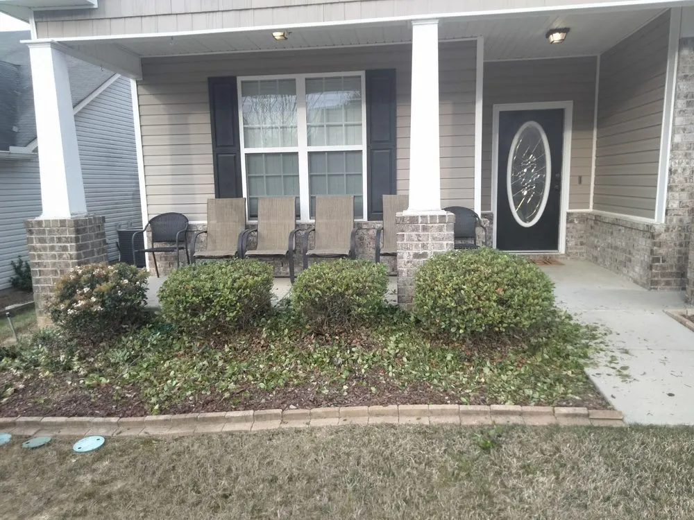 Expert yard maintenance experts serving Grovetown, GA - Max's Landscaping and Maintenance Services