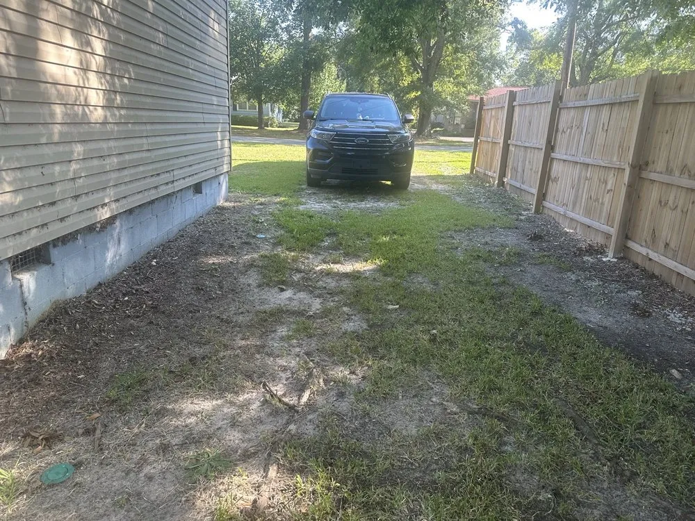 Trusted yard cleanup service in Cochran, GA by Maxscapes landscaping