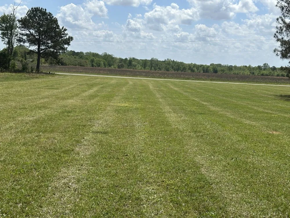 Top-rated outdoor landscaping in Cochran, GA by Maxscapes landscaping