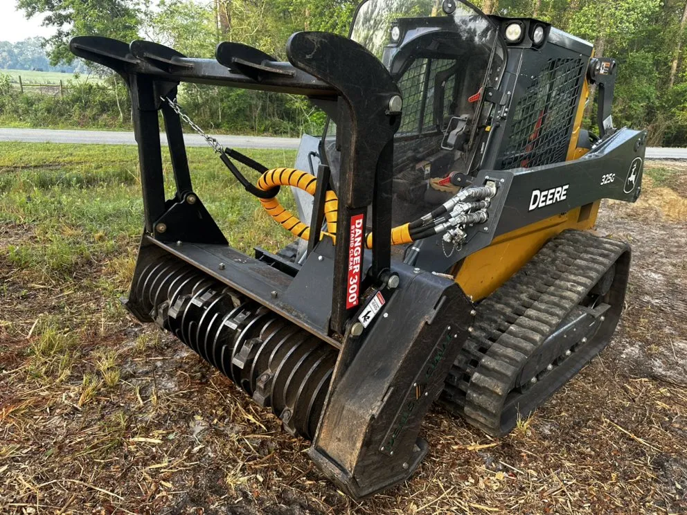 Local lawn care service experts serving Thomasville, GA - Maxwell Land Management