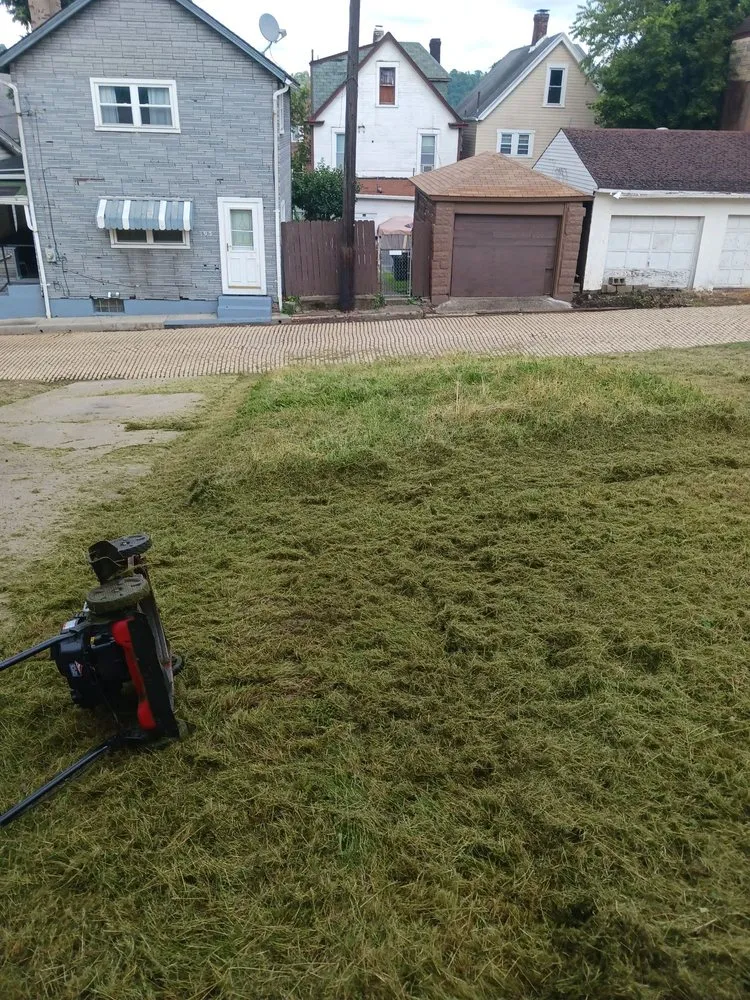 Professional lawn mowing service in North Versailles, PA by Maxwell Lawn Service