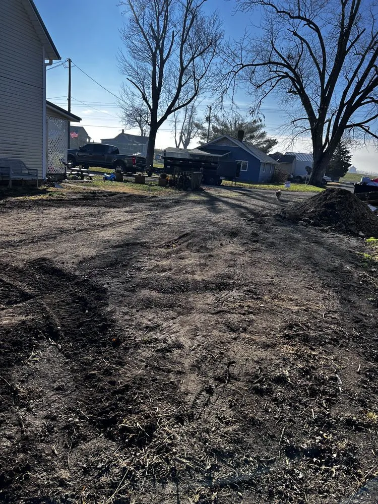 Professional landscape design experts serving Indianapolis, IN - Maxwell7plus