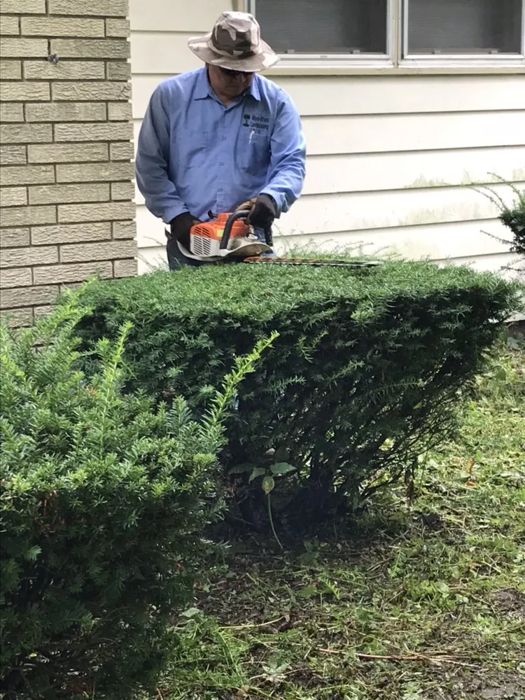 Custom landscape installation experts serving Beloit, WI - Maya-Bruns Landscaping