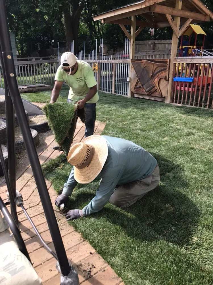 Expert garden landscaping experts serving Beloit, WI - Maya-Bruns Landscaping