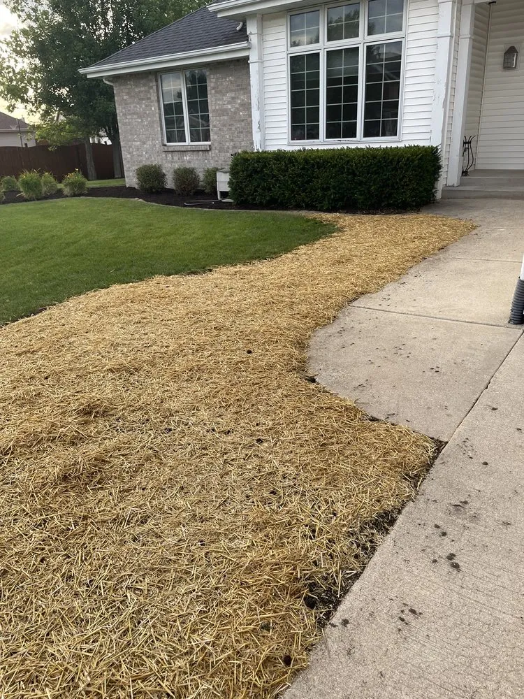 Reliable garden landscaping in Beloit, WI by Maya-Bruns Landscaping