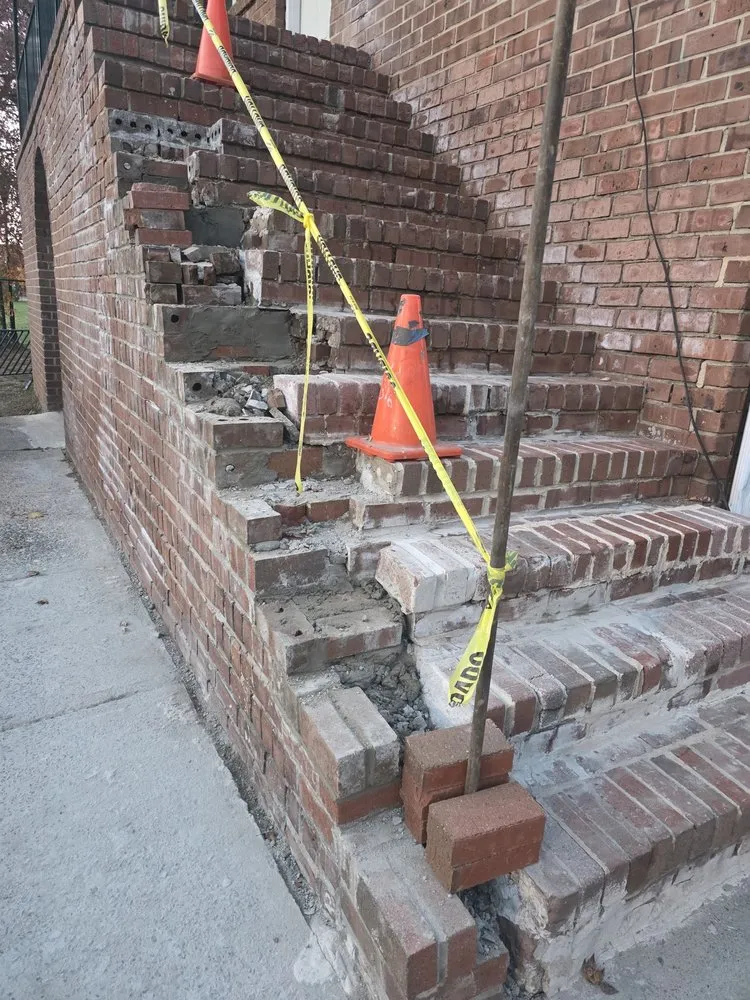 Custom outdoor landscaping in Jackson, NJ by Mayan landscape construction