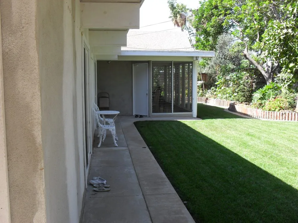 Reliable lawn mowing service for year-round maintenance in La Palma, CA by Mayan Landscaping