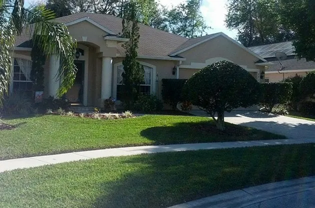 Local lawn mowing service experts serving Winter Park, FL - Maydays Lawn Termite Pest