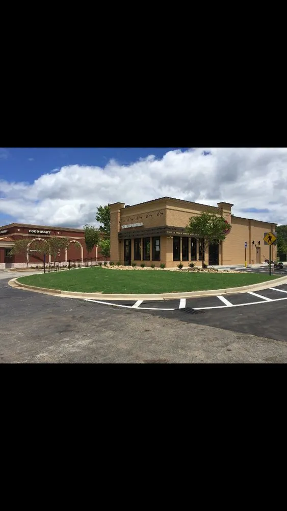 Top-rated garden landscaping in Suwanee, GA - Mayer Landscape