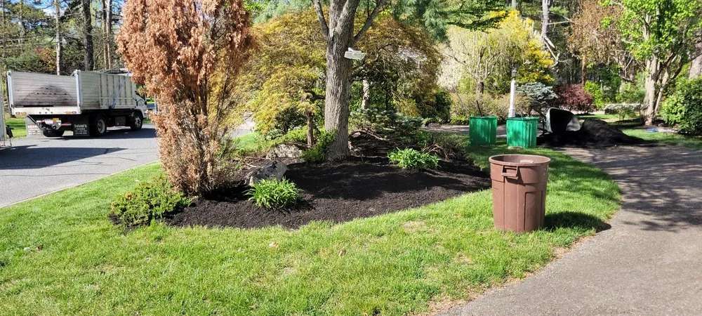 Professional garden landscaping experts serving Waltham, MA - Mayesi Landscaping