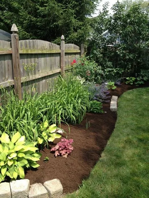 Local yard cleanup service for residential properties in Chagrin Falls, OH by Mayflower Landscaping