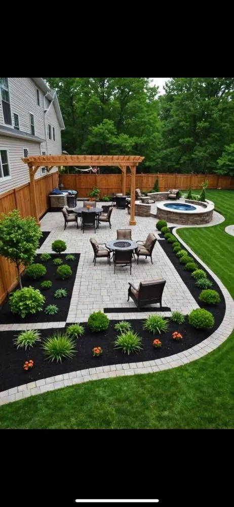 Local outdoor landscaping in Elkton, MD - Mayhem Mulching