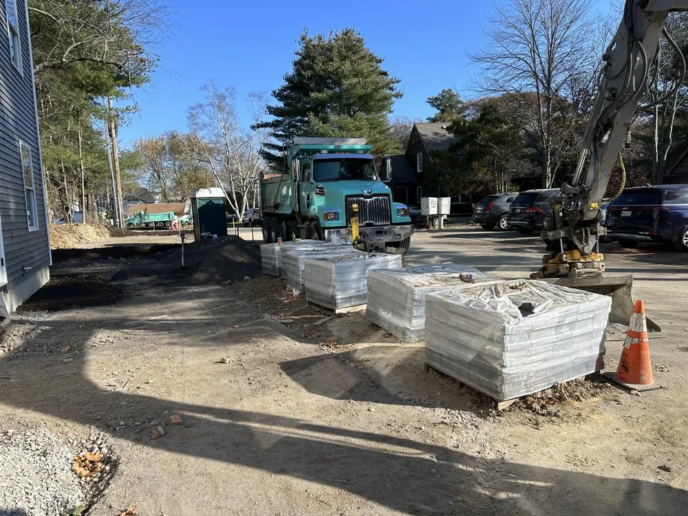 Trusted yard cleanup service in Turner, ME by Mayka