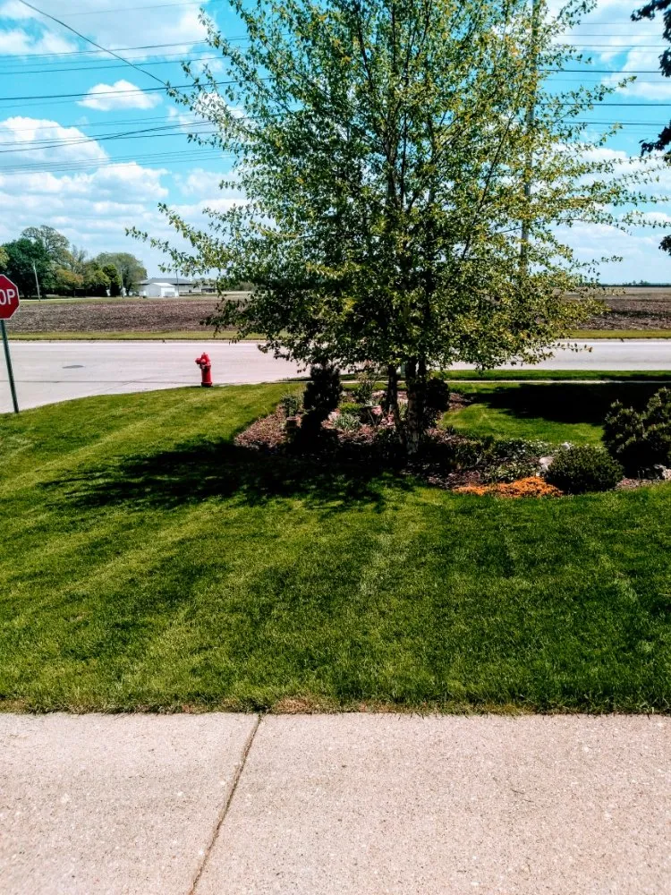 Trusted garden landscaping in Geneseo, IL - Maynard Lawn Care Service