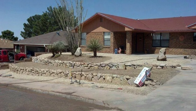 Custom yard maintenance experts serving Alamogordo, NM - Maynez Mowing And Landscape