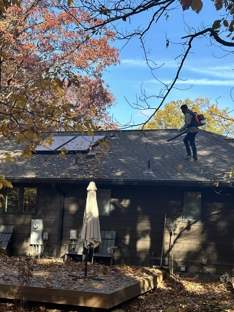 Affordable garden landscaping for homes in Laurel, MD by Maynor Pineda Landscaping