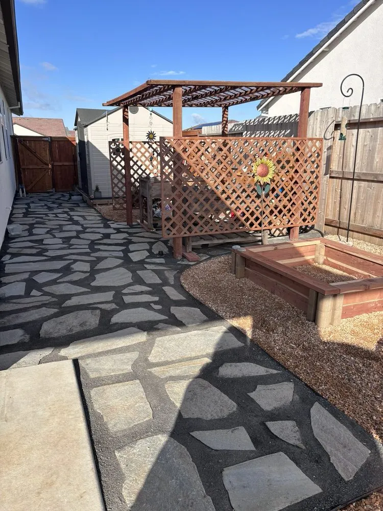 Professional landscape installation experts serving Chicago Park, CA - Mayo Brothers Landscaping