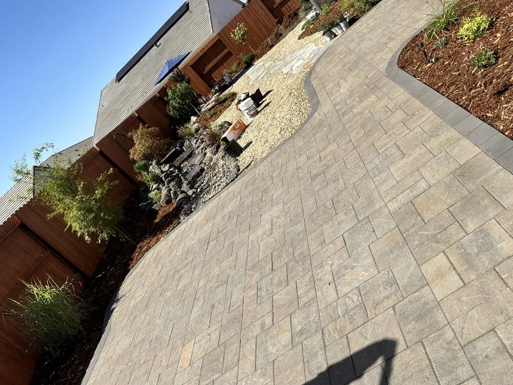 Reliable yard maintenance in Chicago Park, CA - Mayo Brothers Landscaping