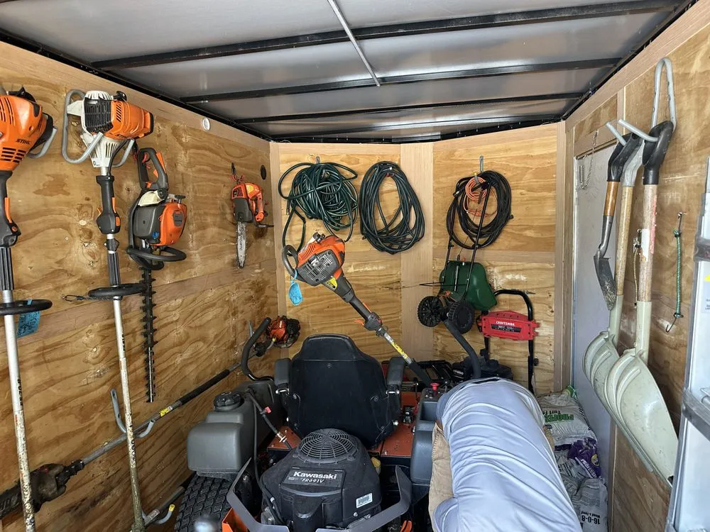 Expert yard maintenance for residential properties across Tampa Bay, FL - Mayo Lawn Care