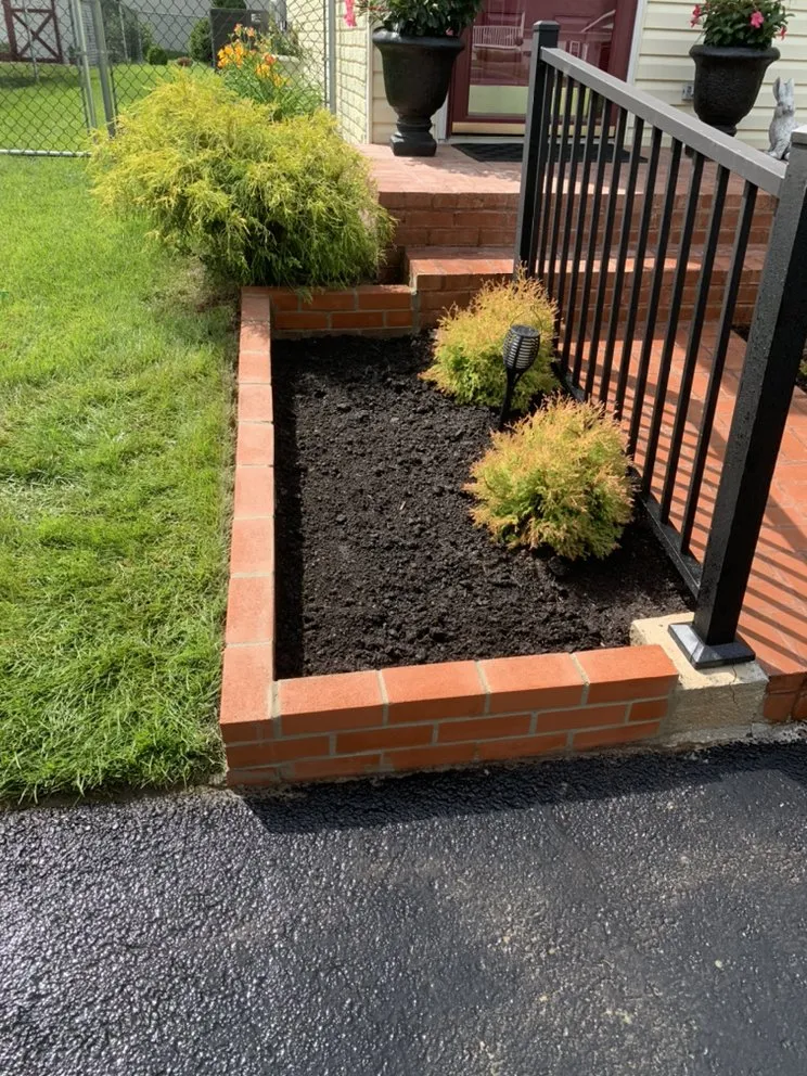 Expert yard maintenance experts serving Pasadena, MD - Mayorga Landscaping