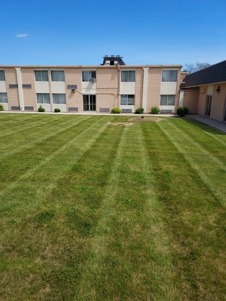 Reliable yard cleanup service for outdoor upgrades in Elida, OH by May’s Mowing And Landscaping
