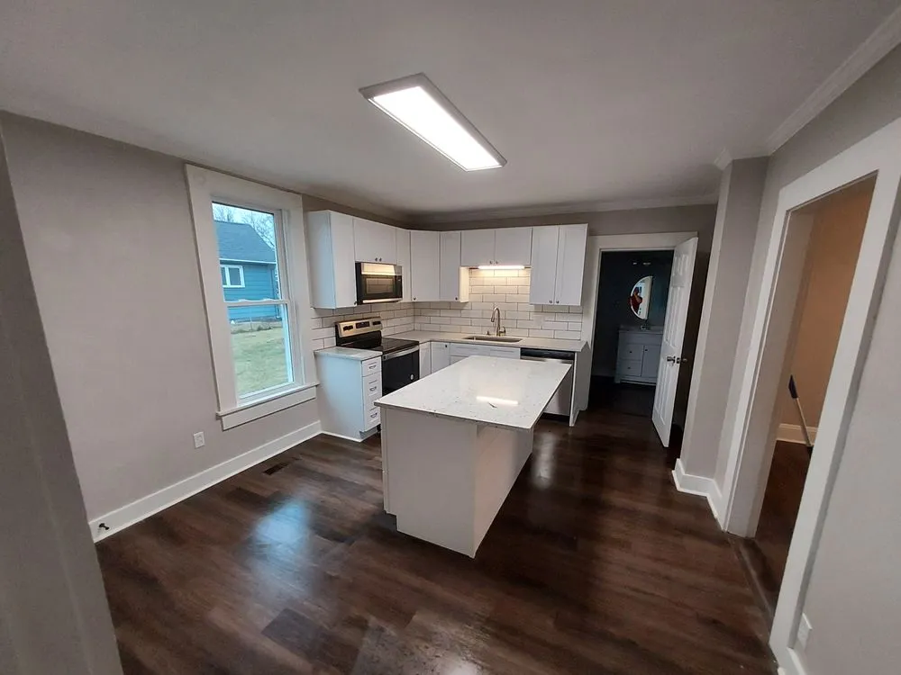 Affordable yard cleanup service for homes in Elida, OH by May’s Mowing And Landscaping