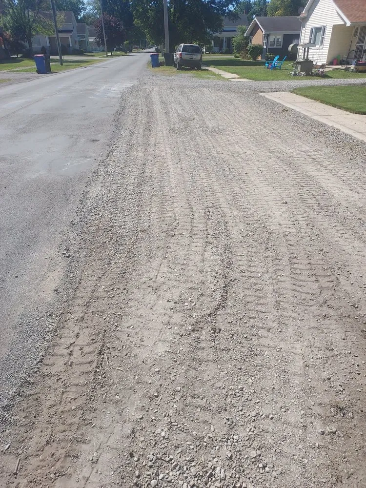 Trusted outdoor landscaping in Elida, OH - May’s Mowing And Landscaping