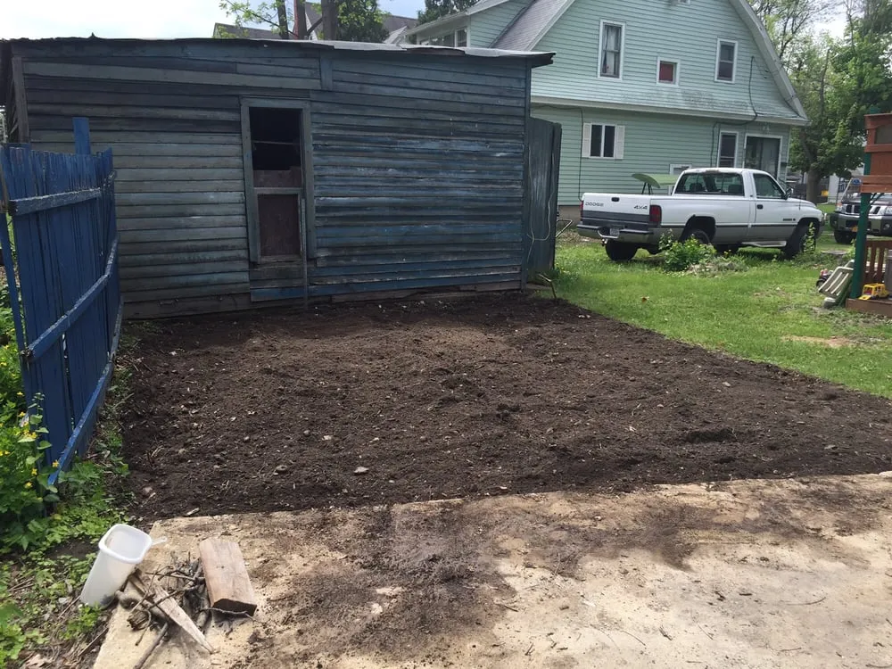 Custom lawn mowing service in Elmira, NY - Maysie May Cleaning and Lawn Care