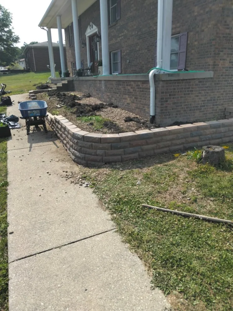 Professional yard maintenance in Berea, KY - Mays's Lawn Care And Landscaping