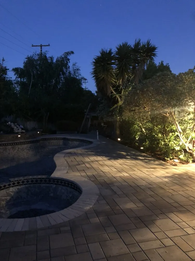Affordable residential landscaping experts serving East Palo Alto, CA - Maíz Landscaping