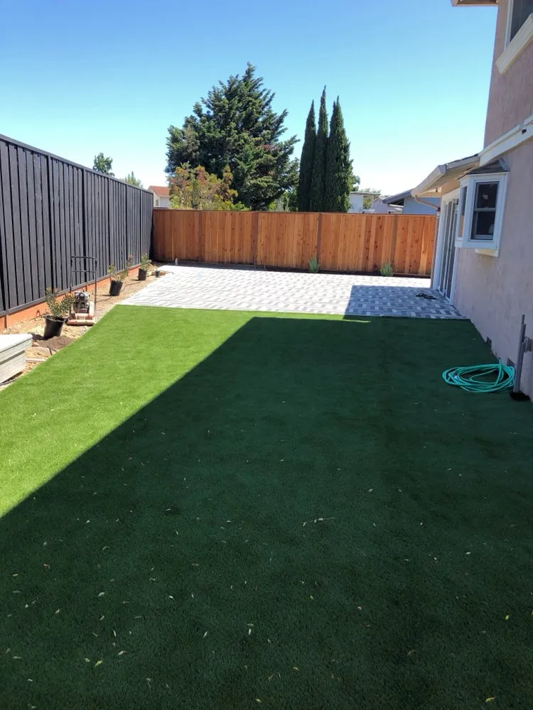 Expert garden landscaping with custom design across East Palo Alto, CA - Maíz Landscaping